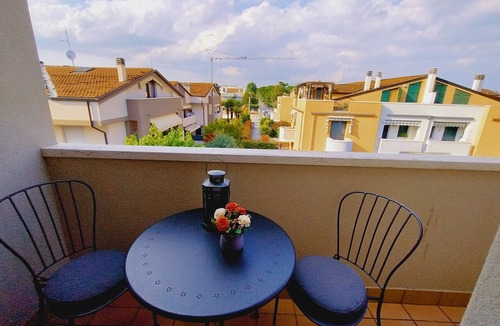 Abano Terme Apartment | 'Royal Residence Abano Terme' Apartment with Mountain View, Wi-Fi and Air Conditioning