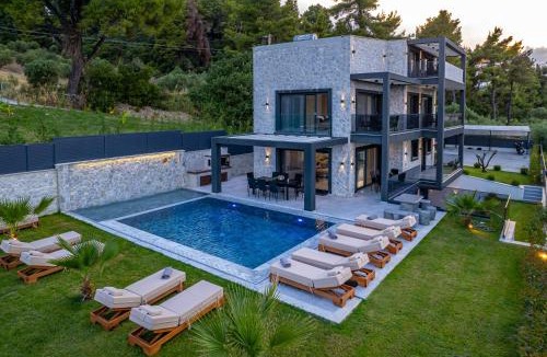 Kriopigi Villa | Royal Retreat Villa