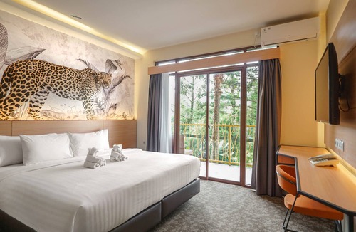 Cisarua Resort | Royal Safari Garden Resort & Convention