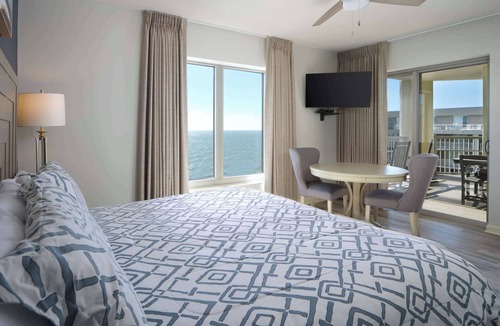 Arcadian Shores Resort | Royale Palms Condominiums