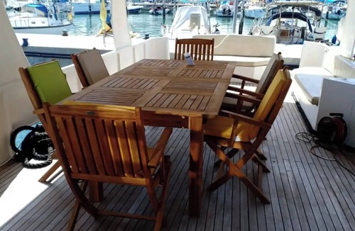Ashkelon Boat Rental | RoyalSeaSuite Huge Suite on the Water