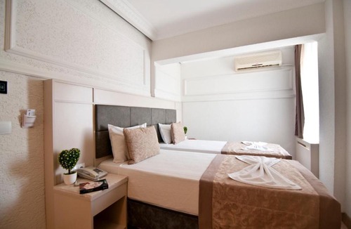 Beyazit Hotel | Royce Hotel