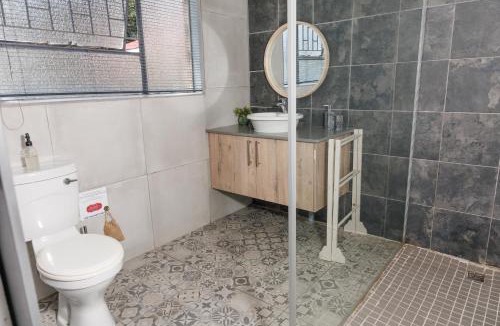 Nelspruit Hotel | Rozelee Rest 1