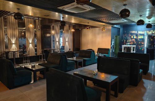 Coimbatore Hotel | RR Grand Inn