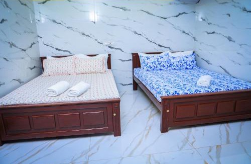 Sholinghur Hotel | RR Residency