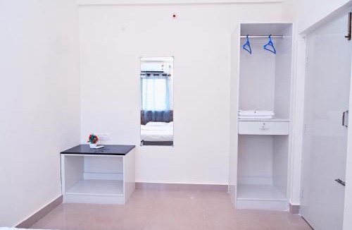 Mysore Hotel | RR Service Apartment