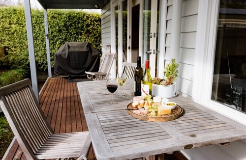 Point Lonsdale Cottage | Ruby Cottage at Lonsdale Palms