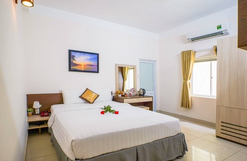 Con Son Hotel | Ruby Hotel