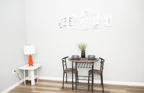 Brighton Beach House | Ruby3 Room at Brighton Beach 2Min Walk to Ocean & Subway Chic Stay