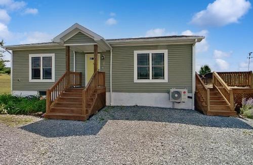 Hammondsport House | Ruftop Ridge