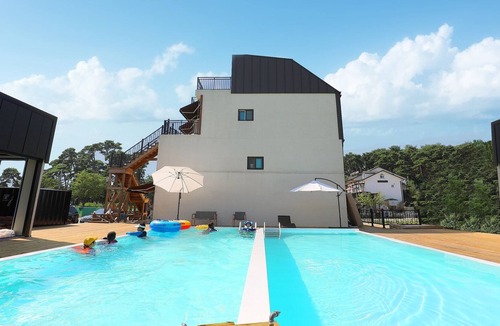 Gangneung Condo | Ruhe Pool Villa
