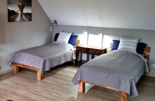 Warstein Apartment | Ruhige Unterkunft - Dachterasse und Panoramablick