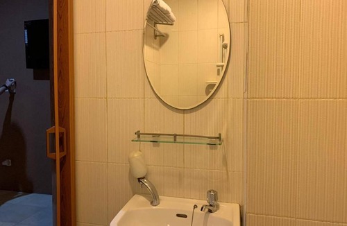 Old Jakarta Hotel | Rumah Shinta