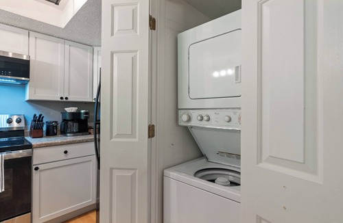 Avoca Condo | Run Free Lake Escape-Cozy, Homey, Newly Renovated!