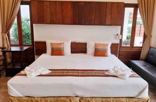 San Sai Hotel | RungNara Pool Villa