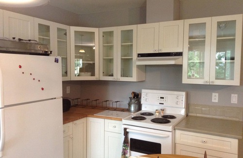 Gibsons Apartment | Runner, Bikers, Writers, Nature Lovers - A Family Friendly Vacation Home for You