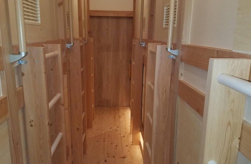 Fuji Hostel | Running Bare Fuji - Hostel