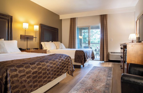 Klamath Falls Cabin | Running Y Resort