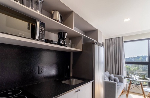 Escola Agricola Apartment | RUP Studios Equipados em Prédio Piscina