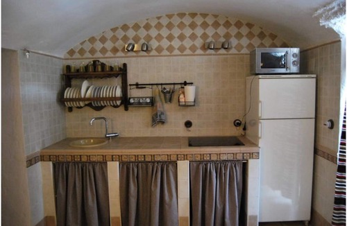 Baza Cottage | Rural Accommodation Cave "El Haro"