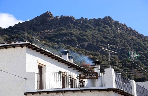 Bubion Cottage | Rural Accommodation El Romero for 9 people
