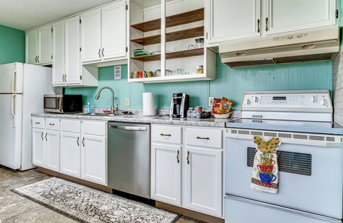 Bloomington House | Rural Bloomington Area Home w/Deck & Yard!