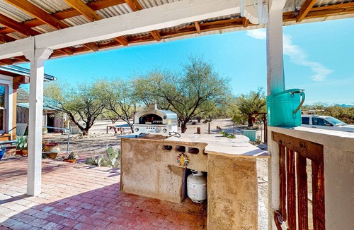 Amado House | Rural hideaway with private pool, grill, AC, & soaking tub - horses on property