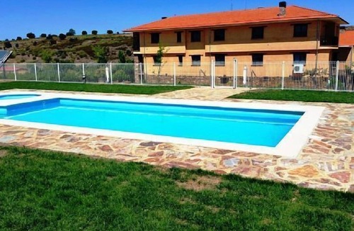 Losacio Villa | Rural house for large groups with swimming pool El Molino de Losacio (27-33 people)