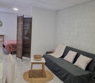 Cortes de Pallas Apartment | Rural studio