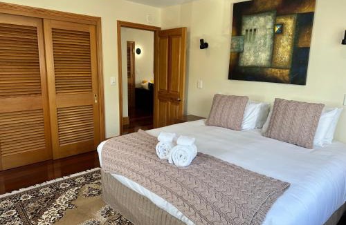 Russell Apartment | Russell Harbour Apartment