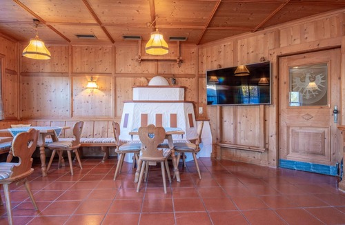 Scheffau am Wilden Kaiser House | Rustic Tyrolean guesthouse only 300m from the ski lift