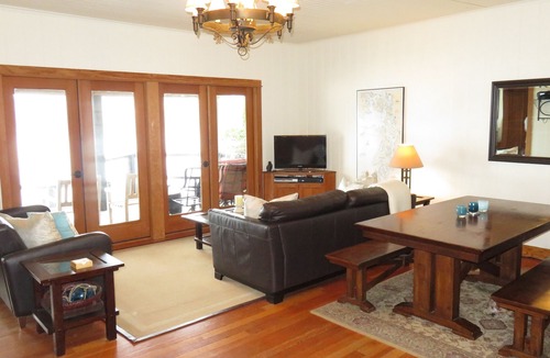 South Colby Cabin | Rustic 1935 Walk-in Waterfront Cabin on Colvos Passage