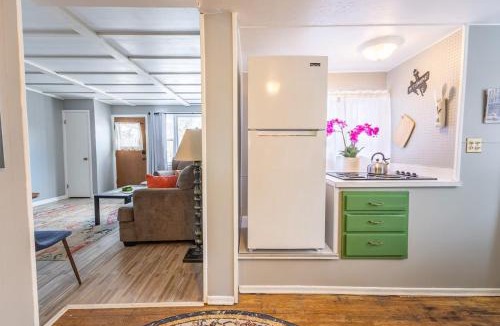 Laramie House | Rustic 2 Bedroom Boho Apartment