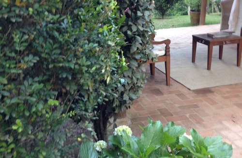 Embu das Artes House | Rustic and elegant country house with charming and cozy decor.