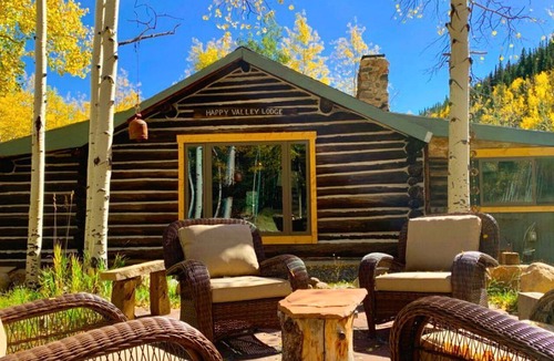 Eldora Cabin | Rustic and Luxurious Eldora Cabin Ideal for a Weekend Getaway in Colorado