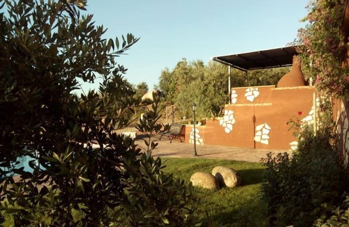 Carcabuey Villa | RUSTIC AND ORIGINAL BED & WIFI
