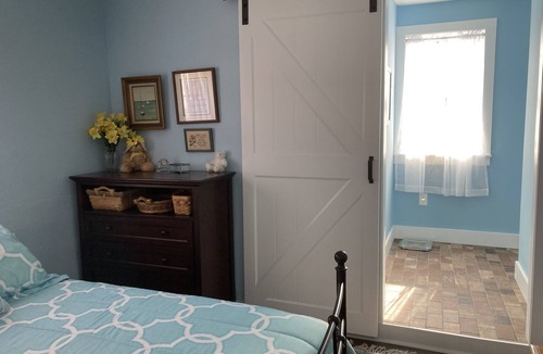 Dalton House | Rustic and private farmhouse close to Lackawanna State Park, near Elk Mtn Ski