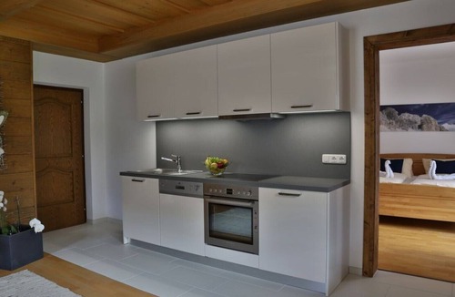 Abfaltersbach Apartment | Rustic apartment in the Dolomites