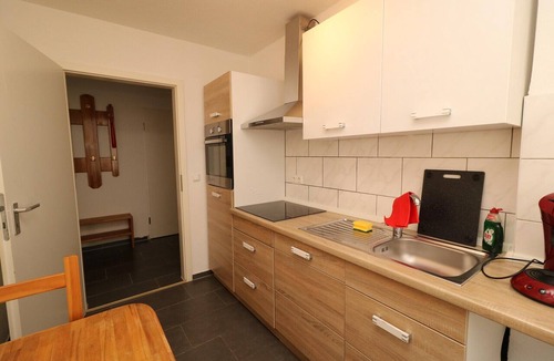 Frohnhausen Apartment | Rustic Apartment in Essen