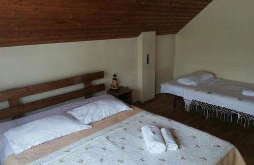 Corbeni House | Rustic Argesean