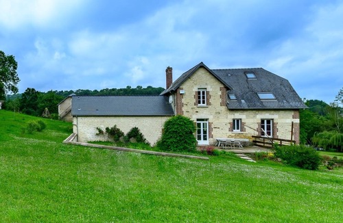 Vauxaillon House | Rustic barn in the countryside. Perfect for recharging your batteries!