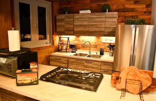 Rio Jueyes House | Rustic Beach House w/Pool, Food Catering & More!