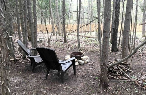 Markdale Cabin | Rustic Cabin Incredible for Hiking and Outdoor Lovers in Ontario