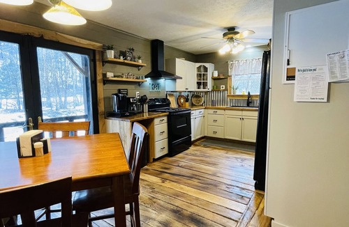 Madison Cabin | Rustic cabin just outside of Madison!