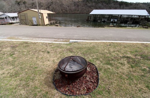 Rockaway Beach Cabin | Rustic Cabin on Lake Taneycomo, Perfect for Your Next Fishing Vacation in Rockaway Beach, Missouri
