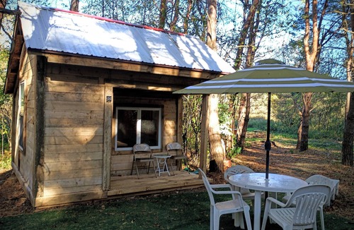 Cass City Cabin | Rustic cabin, quite get away, or hunting Basecamp
