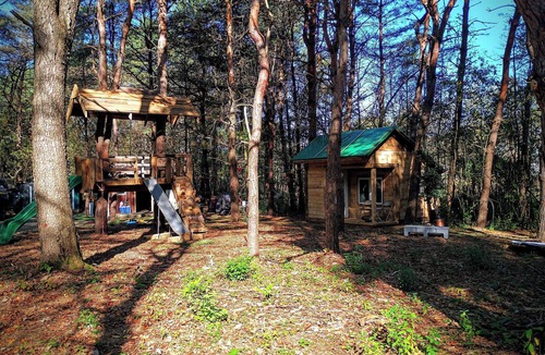 Cass City Cabin | Rustic cabin, quite get away, or hunting Basecamp