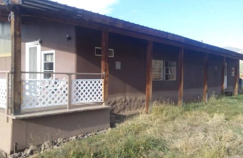Villa Grove Cabin | Rustic Cabin Rental near Rio Grande National Forest in Villa Grove, Colorado