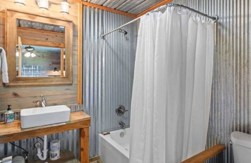 Ramer Hotel | Rustic Cabin Retreat with Fishing, Hiking & Outdoor Adventures
