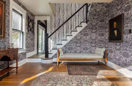 Catskill House | Rustic Catskill cottage, 10 min to Hudson, 30 minutes to popular ski area skiing